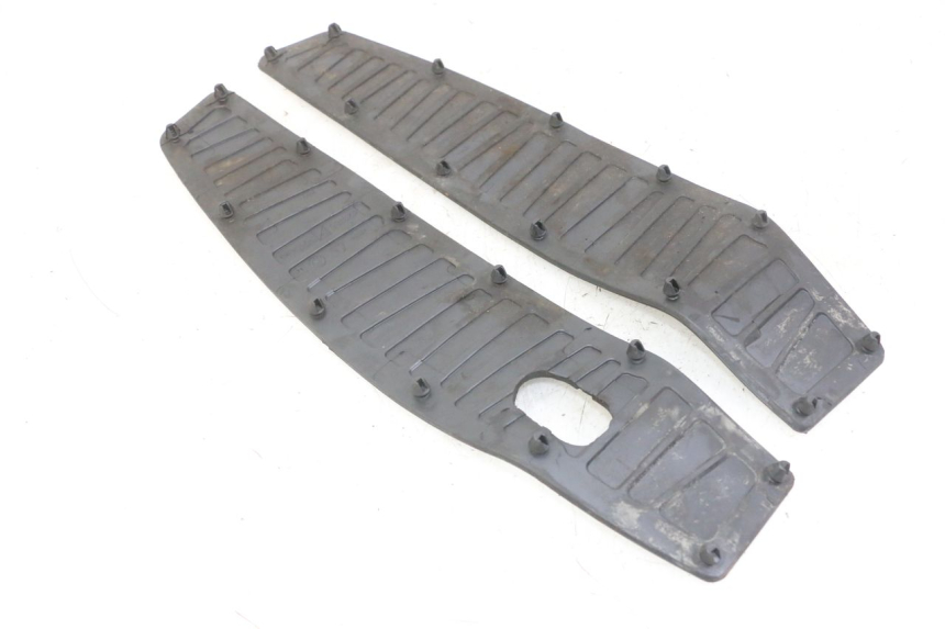photo de TAPIS MARCHE PIED PIAGGIO MP3 LT 300 (2010 - 2016)