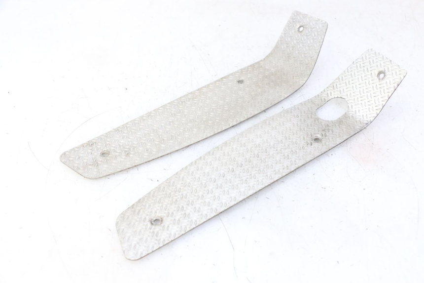 photo de TAPIS MARCHE PIED PIAGGIO MP3 500 (2011 - 2015)