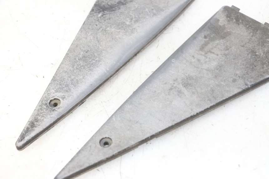 photo de TAPIS MARCHE PIED PIAGGIO NEW TYPHOON 50 (2010 - 2017)