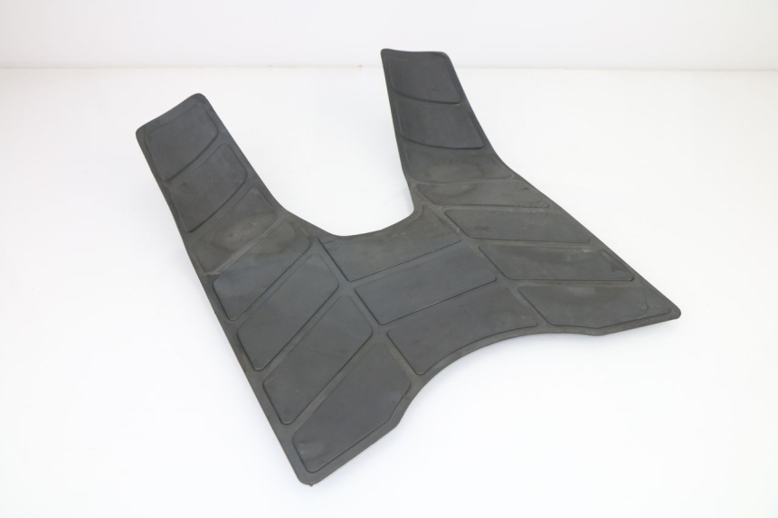 photo de TAPIS MARCHE PIED PEUGEOT SV 80 (1993 - 1997)