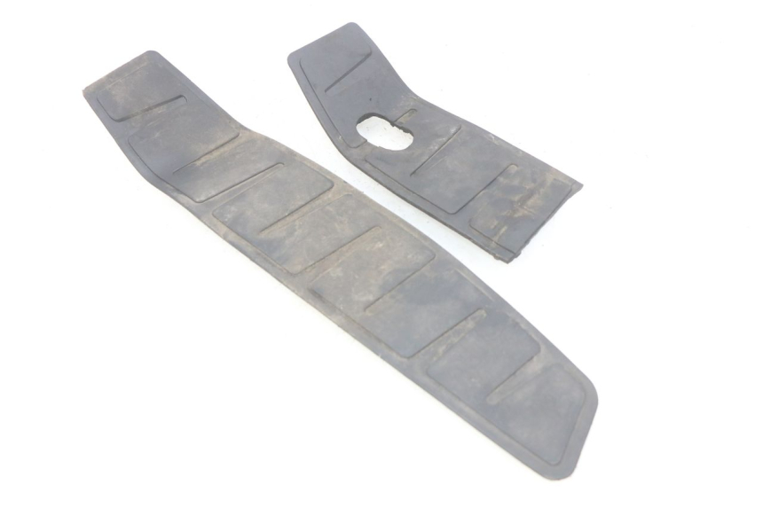 photo de TAPIS MARCHE PIED PIAGGIO MP3 LT 300 (2010 - 2016)