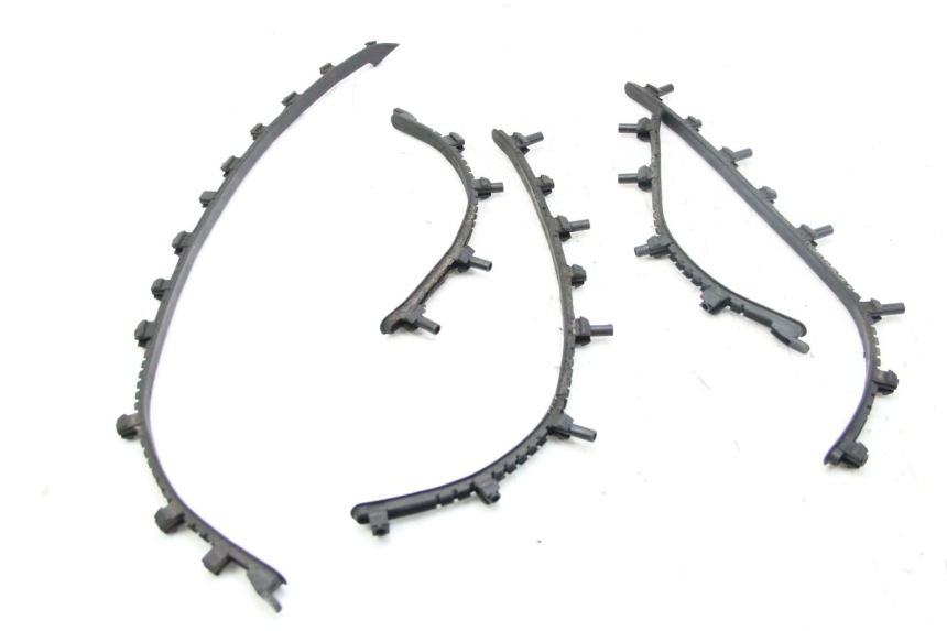 photo de TAPIS MARCHE PIED PIAGGIO VESPA GRANTURISMO 125 (2003 - 2007)