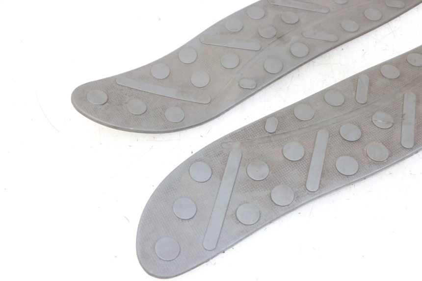 photo de TAPIS MARCHE PIED APRILIA RALLY AC 50 (1995 - 2004)