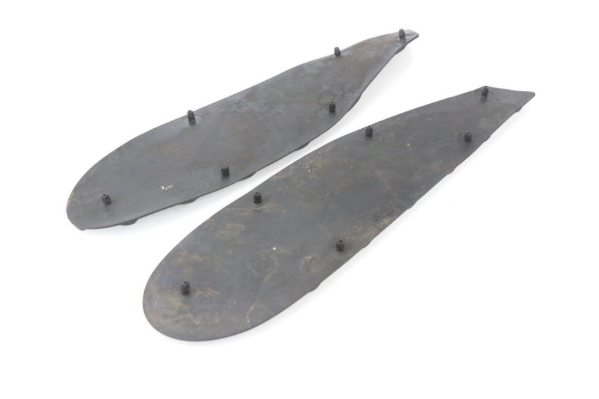 photo de TAPIS MARCHE PIED APRILIA SR CARB LC 2T 50 (2004 - 2012)