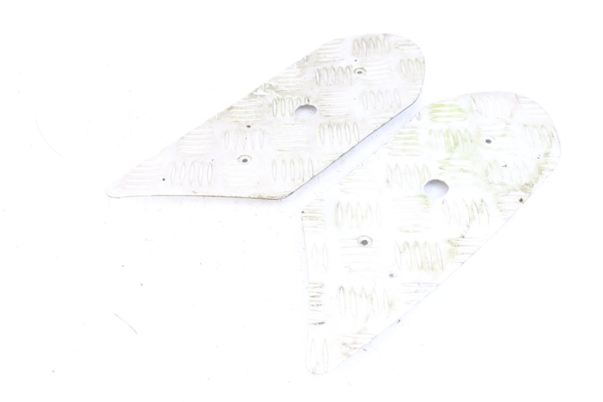 photo de TAPIS MARCHE PIED PEUGEOT STREETZONE 2T 50 (2014 - 2019)