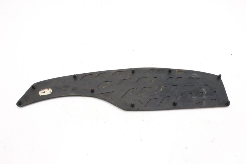 photo de TAPIS MARCHE PIED SUZUKI UH BURGMAN 125 (2002 - 2006)