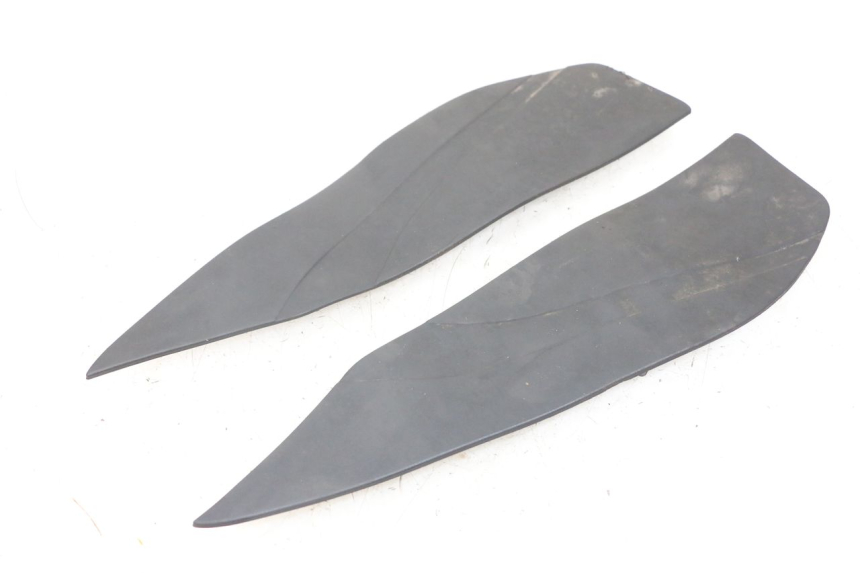 photo de TAPIS MARCHE PIED YAMAHA XMAX X-MAX ABS 125 (2017 - 2020)