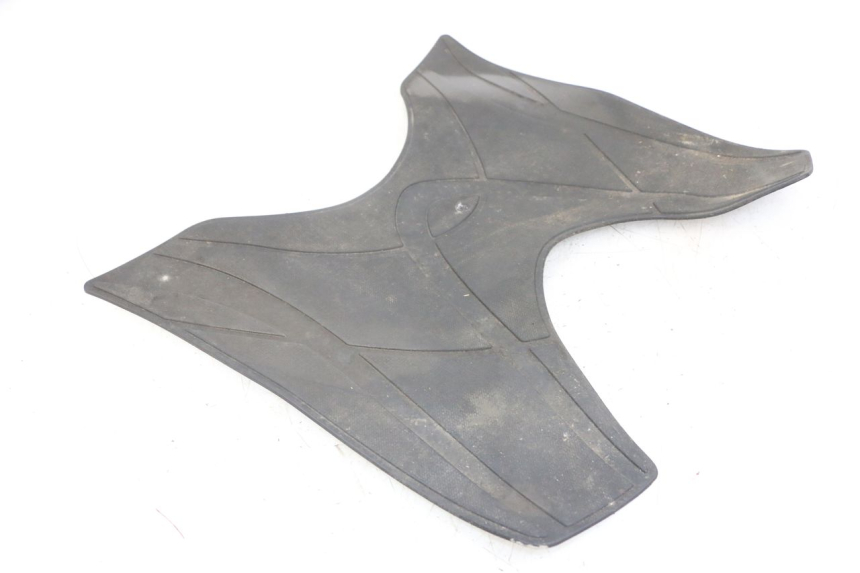 photo de TAPIS MARCHE PIED YAMAHA CYGNUS X 125 (2004 - 2007)