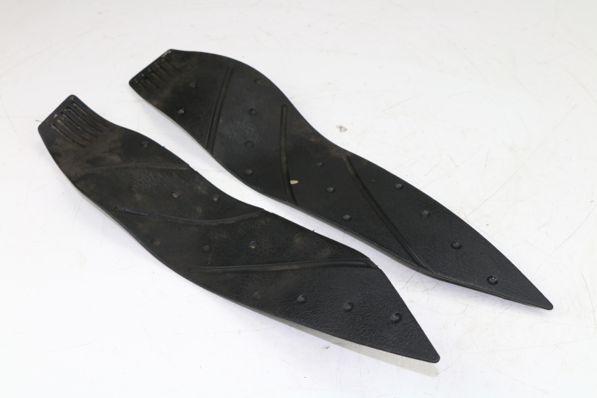 photo de TAPIS MARCHE PIED YAMAHA X-MAX 250 (2007 - 2009) - Vue principale