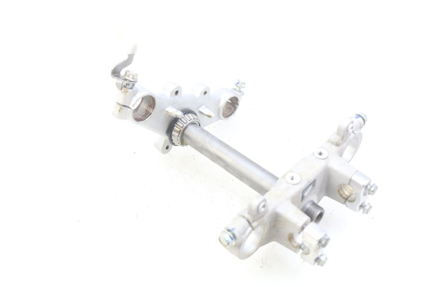 photo de TE FOURCHE HONDA CRF CR-F 125 (2022 - 2023) - Gros plan technique