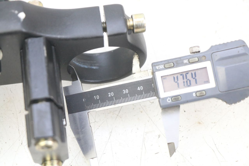 photo de TE FOURCHE APOLLO RFZ 150 - Gros plan technique