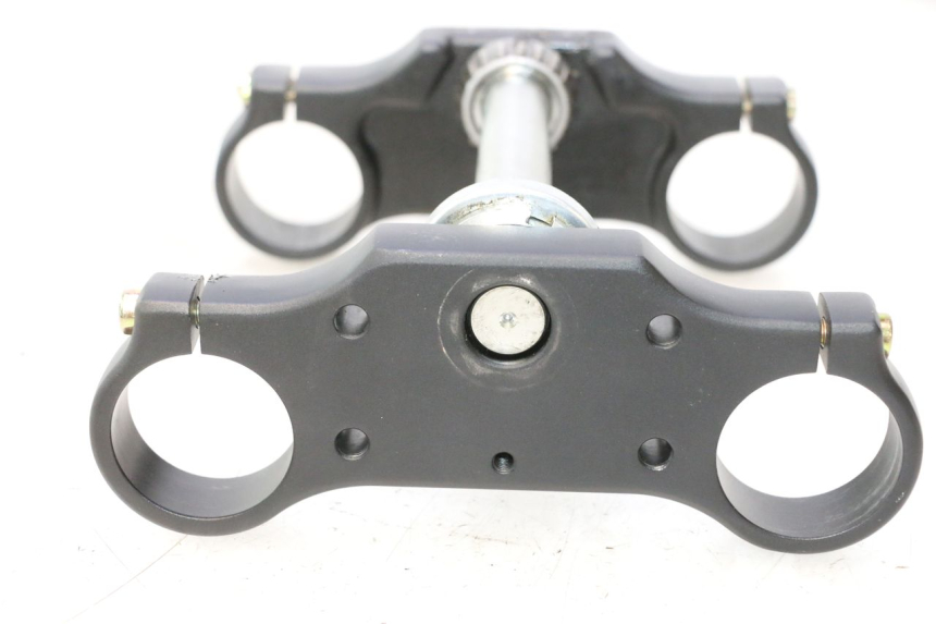photo de TE FOURCHE APOLLO RFZ 150 - Marquages et références