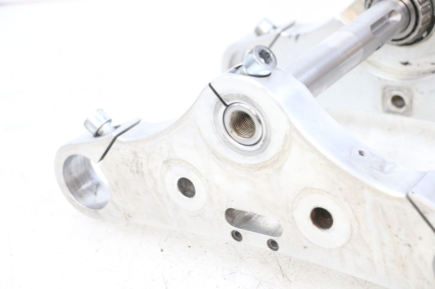 photo de TE FOURCHE HARLEY DAVIDSON SPORTSTER XL CUSTOM 1200 (2003 - 2004) - Inspection visuelle