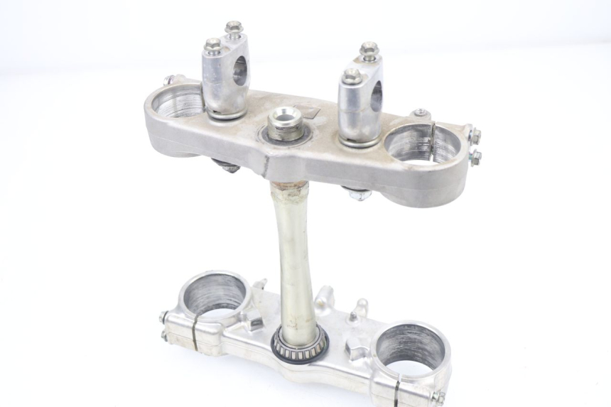 photo de TE FOURCHE SUPERIEUR HONDA CRF CR-F 450 (2009 - 2012) - Points de fixation