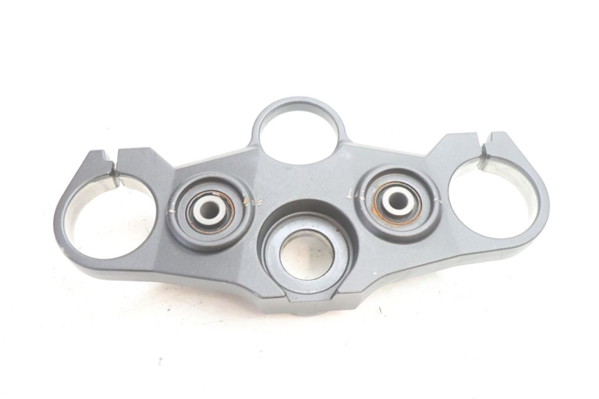 photo de TE FOURCHE SUPERIEUR YAMAHA FZ8 800 (2010 - 2016) - Détail de la pièce