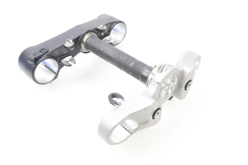 photo de TE FOURCHE SUPERIEUR DUCATI M796 MONSTER 796 (2010 - 2014) - Vue d’ensemble