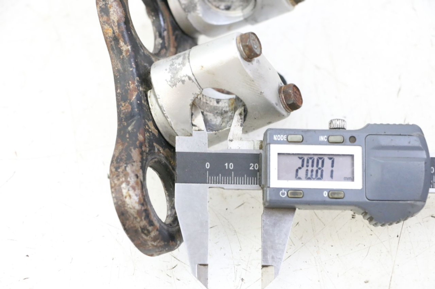 photo de TE FOURCHE SUPERIEUR YAMAHA PW 80 (1983 - 2014)
