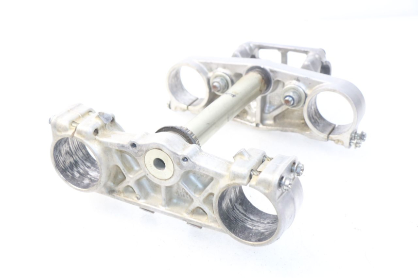 photo de TE FOURCHE SUPERIEUR SUZUKI RMZ RM-Z 450 (2008 - 2011) - Points de fixation