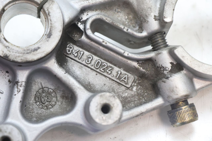photo de TE FOURCHE SUPERIEUR DUCATI SS IE DS CARENEE 1000 (2002 - 2006) - Gros plan technique