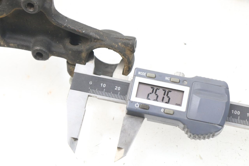 photo de TE FOURCHE SUPERIEUR SUZUKI JR 80 (2001 - 2006)