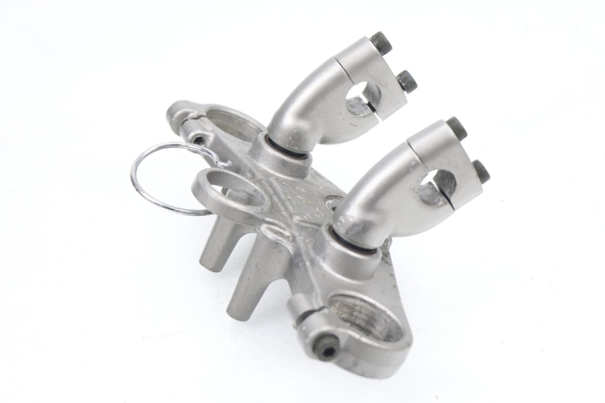 photo de TE FOURCHE SUPERIEUR YAMAHA TDM 3VD 850 (1991 - 1995) - Zoom état d’usage