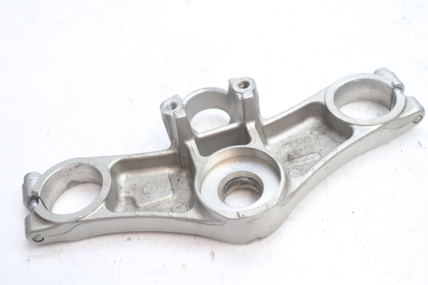 photo de TE FOURCHE SUPERIEUR HONDA VFR FI RC46 800 (1998 - 2001) - Gros plan technique