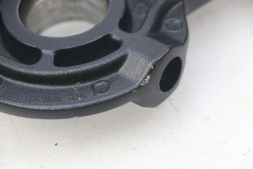 photo de Té FOURCHE SUPERIEUR KAWASAKI Z 650 (2016 - 2019)