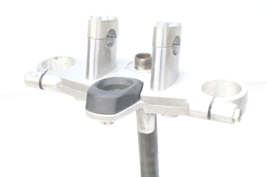 photo de TE FOURCHE SUZUKI SV N 650 (1999 - 2002) - État de surface