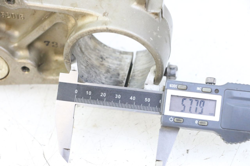 photo de TE FOURCHE YAMAHA YZ-F YZF 250 (2007 - 2013) - Autre angle de vue