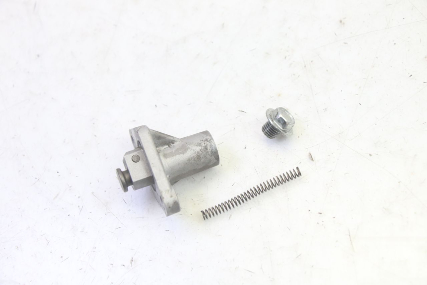 photo de TENDEUR CHAINE DISTRIBUTION KYMCO AGILITY 16+ 4T 50 (2018 - 2023) - Zoom état d’usage