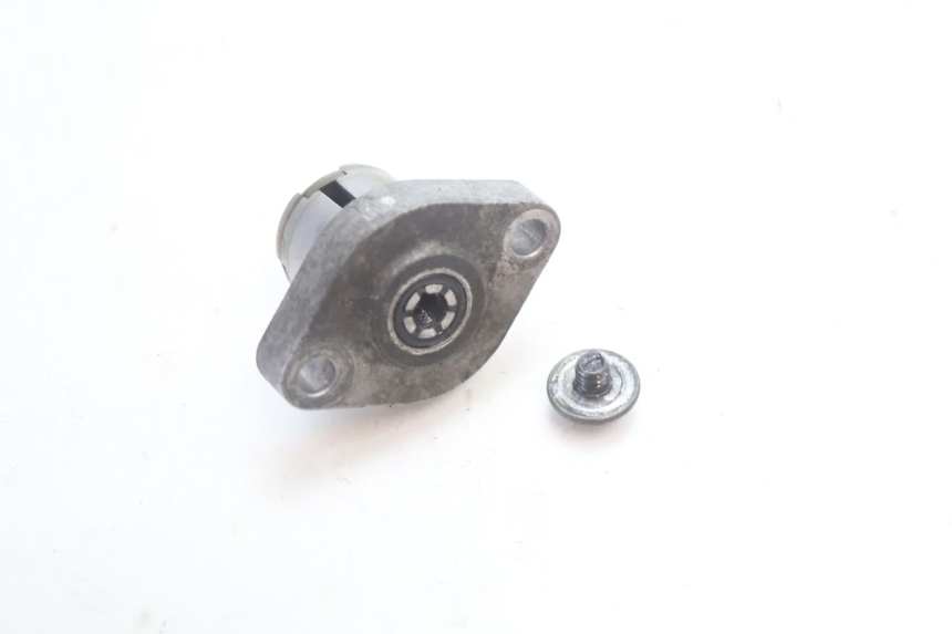photo de TENDEUR CHAINE DISTRIBUTION HONDA FES S-WING SWING ABS 125 (2007 - 2015) - Autre angle de vue