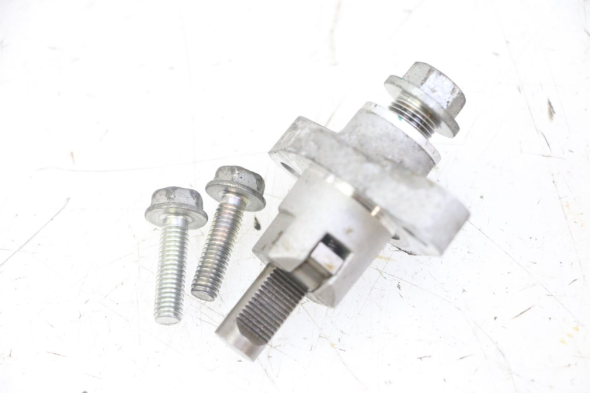 photo de TENDEUR CHAINE DISTRIBUTION HONDA FORZA ABS 300 (2013 - 2019)