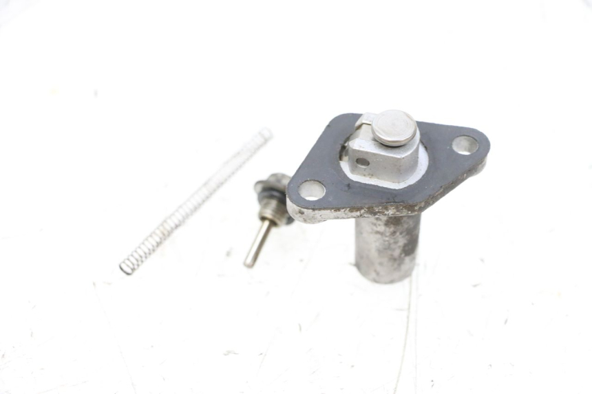 photo de TENDEUR CHAINE DISTRIBUTION YAMAHA NEOS NEO'S 4T 50 (2008 - 2016) - Gros plan technique