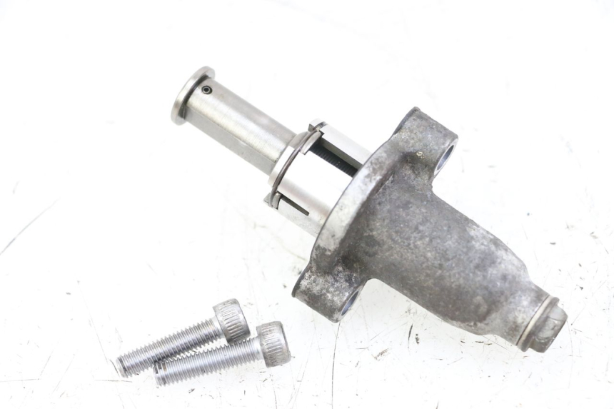 photo de TENDEUR CHAINE DISTRIBUTION YAMAHA FZ6 FAZER S2 600 (2007 - 2011)