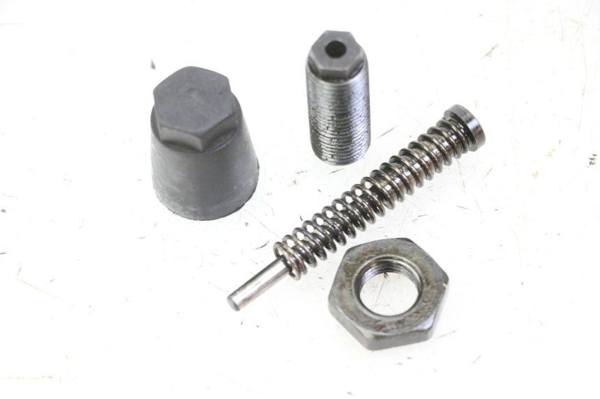 photo de TENDEUR CHAINE DISTRIBUTION YAMAHA SR 125 (1982 - 2003)
