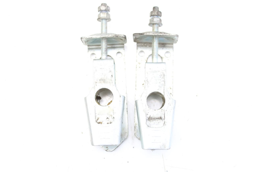 photo de TENDEUR CHAINE SYM HUSKY 125 (1999 - 2005) - Détail de la pièce