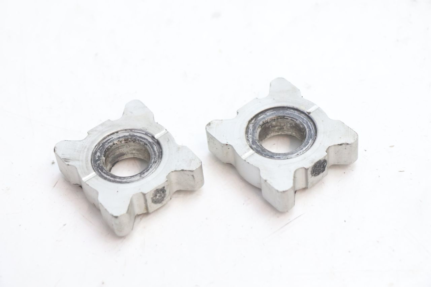 photo de TENDEUR CHAINE DUCATI SS IE DS CARENEE 1000 (2002 - 2006) - Autre angle de vue