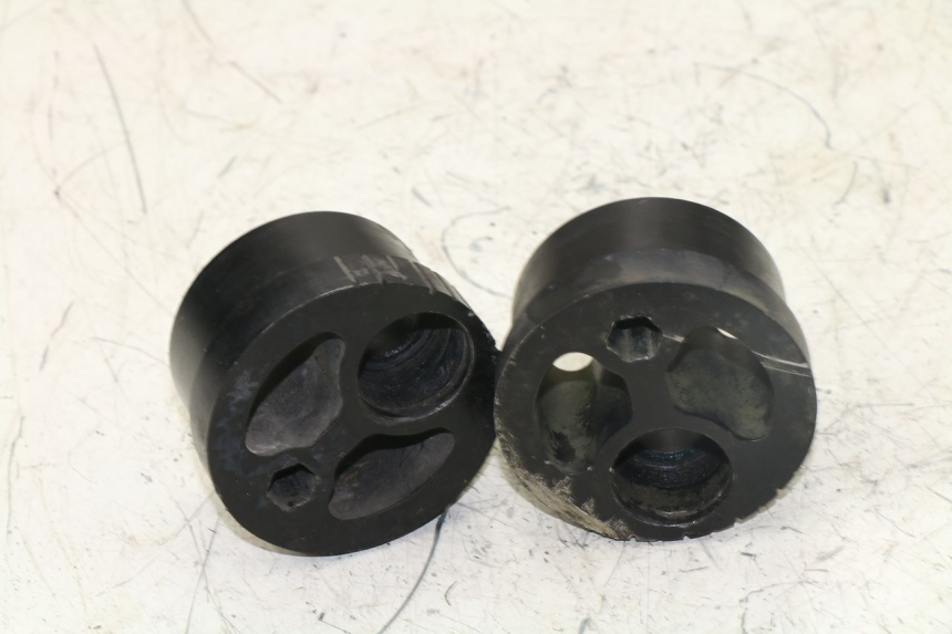 photo de TENDEUR CHAINE TRIUMPH TIGER 955 (2001 - 2004) - Zoom état d’usage