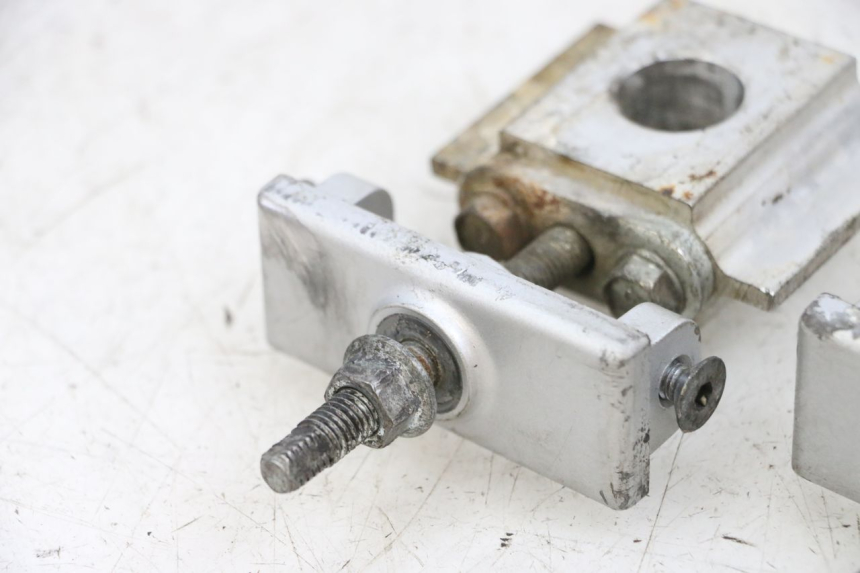 photo de TENDEUR CHAINE KAWASAKI ZR 7 750 (1999 - 2001) - Zoom état d’usage