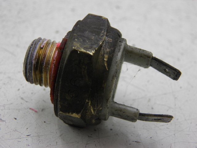 photo de THERMOCONTACT PIAGGIO LX 125 (1998 - 2000) - Zoom état d’usage