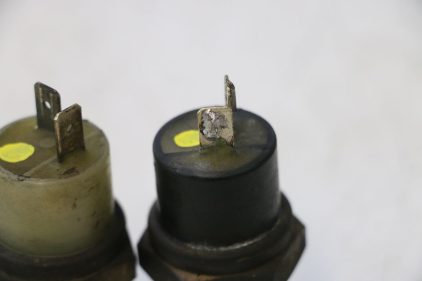 photo de THERMOCONTACT YAMAHA YP MAJESTY 125 (1998 - 2001) - Zoom état d’usage