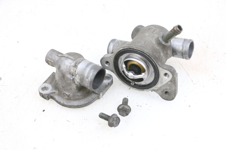 photo de THERMOSTAT SUZUKI DL V STROM 1000 (2002 - 2007) - Autre angle de vue