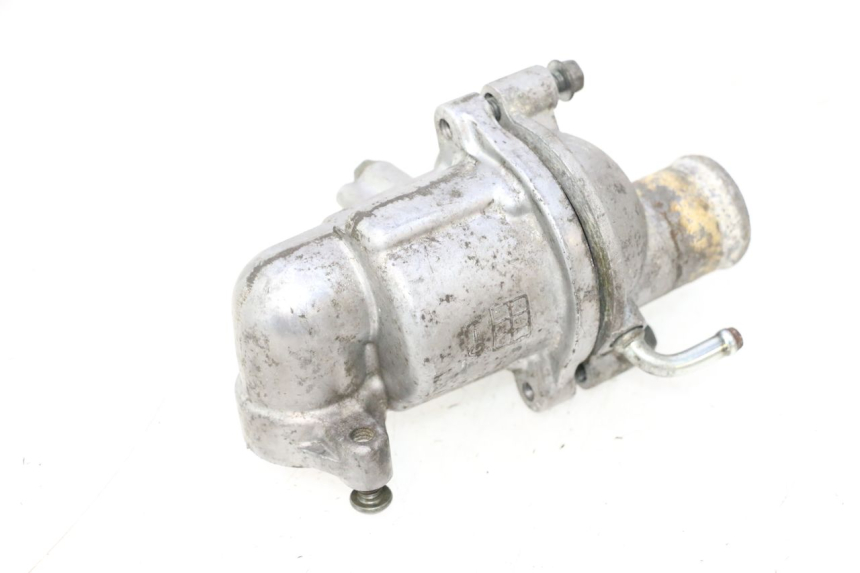 photo de THERMOSTAT YAMAHA FJR 1300 (2001 - 2005) - Gros plan technique