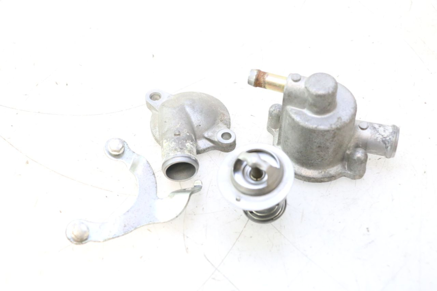 photo de THERMOSTAT HONDA FJS SILVER WING SILVERWING 400 (2005 - 2008) - Vue d’ensemble