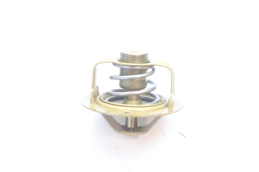 photo de THERMOSTAT YAMAHA FZ8 800 (2010 - 2016) - Points de fixation