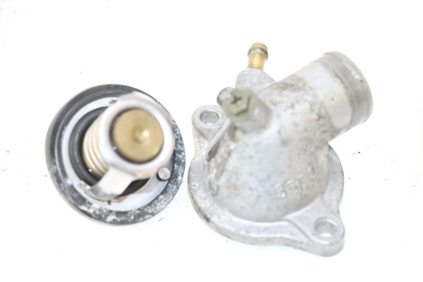 photo de THERMOSTAT SUZUKI GSR 600 (2005 - 2012) - Gros plan technique