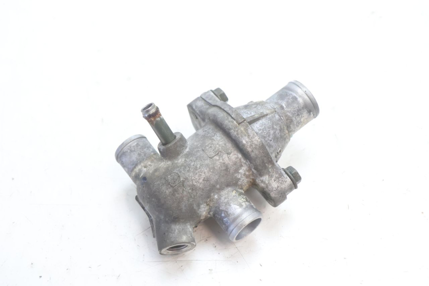 photo de THERMOSTAT SUZUKI SV S 650 (2003 - 2009) - Gros plan technique