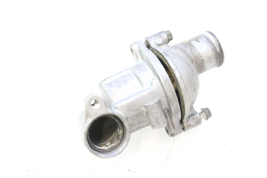 photo de THERMOSTAT YAMAHA YZF R GENESIS 750 (1993 - 1998) - Autre angle de vue