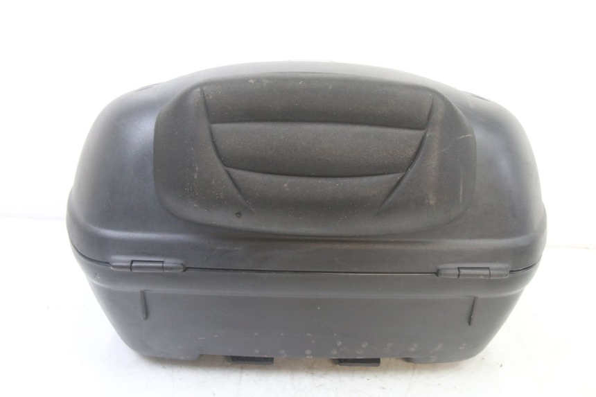 photo de TOP CASE APRILIA ATLANTIC 125 (2003 - 2009) - Points de fixation