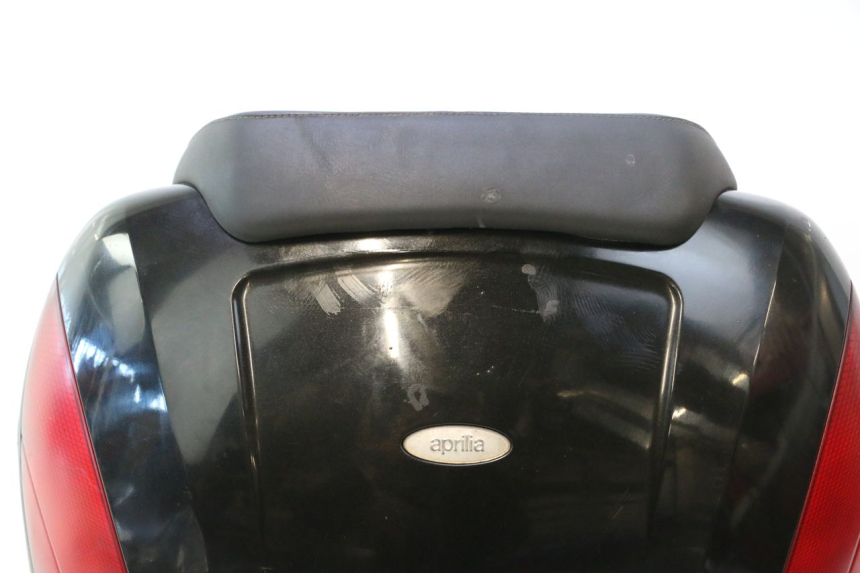 photo de TOP CASE APRILIA ATLANTIC S 125 (2010 - 2013) - Détails caractéristiques